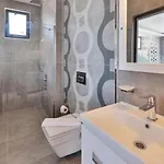 Villa İslamlar 2 Bedroom Secluded With Private Pool Hot Tub *