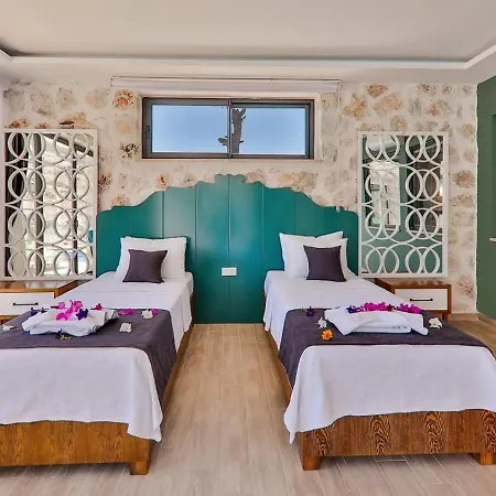 İslamlar 2 Bedroom Secluded With Private Pool Hot Tub * Kalkan